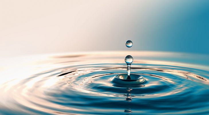 オートクレーブに精製水が使用される理由とは?